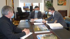 El alcalde boirense se reuni� con el conselleiro de Medio Rural y el director general de Planificaci�n e Ordenaci�n Forestal