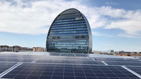 Edificio que alberga la sede de BBVA en Madrid.