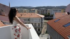 Desde la terraza del cuarto piso se observan los tejados del casco viejo y el otro lado del Paseo de la Marina