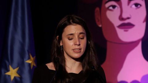 Irene Montero rompe a llorar en su discurso del 25-N
