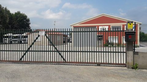 Con sede en Chantada. La queser�a de Xabelo ten�a sus instalaciones en B�veda, pero la sede de las otras dos empresas del grupo (en la foto) est�n en la parroquia chantadina de San Xurxo de Asma. Roi Fern�ndez