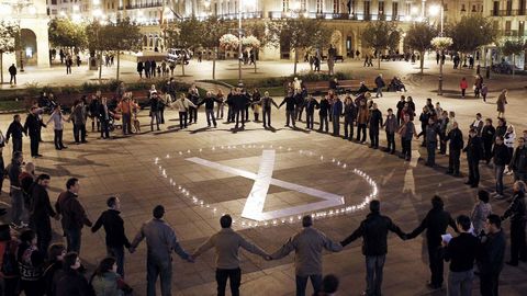 Manifestaci�n contra la violencia machista en la plaza del Castillo de Pamplona