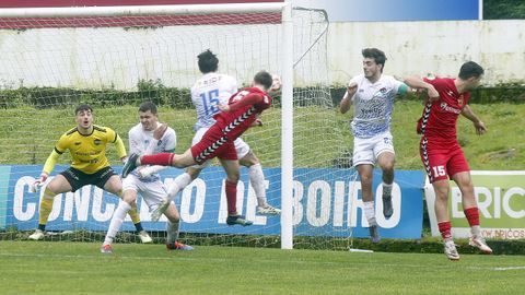 Partido de Tercera Federaci�n entre el Boiro y la Sarriana