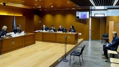 Audiencia provincial Empieza el juicio al lotero Manuel Reija y su hermano Miguel por el boleto  millonario de la primitiva.