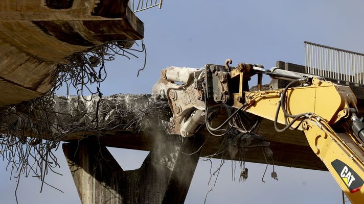 Derribo del scalextric de A Coru�a