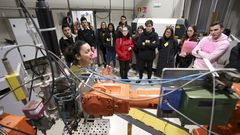 La jornada incluy� un recorrido por diferentes laboratorios del campus, como el de aplicaciones industriales del l�ser (en la imagen)