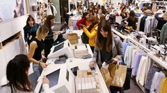D�a de compras masivas en el centro de Vigo