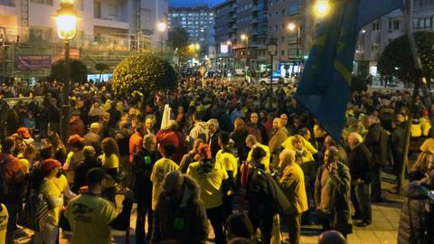 La marea amarilla contra el cierre de Alcoa cubri� Avil�s
