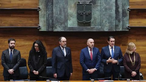 La Junta General del Principado de Asturias ha acogido este viernes un acto de lectura p�blica de los preceptos del Fuero de Le�n (1017) y de los Decreta de Le�n de 1188 al que han acudido representantes de diferentes sectores de ambos territorios
