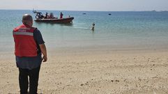 Rescate en la playa de O Castro