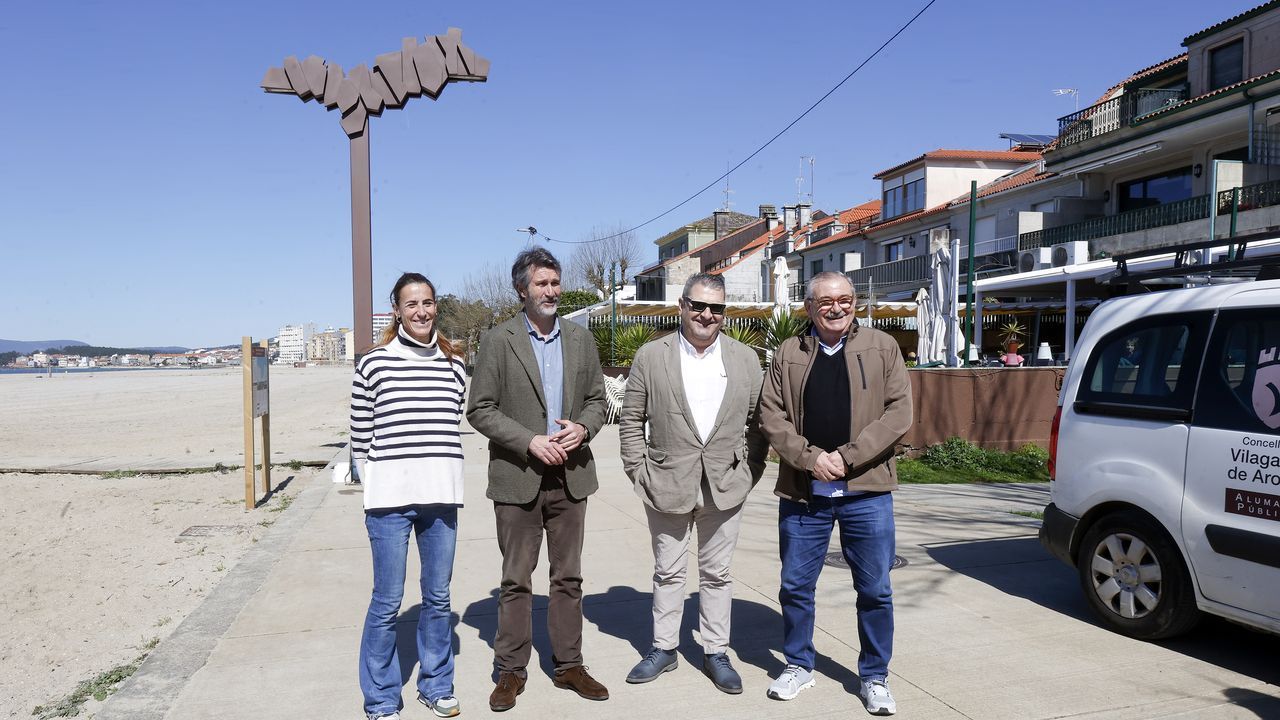 Las «seabirds» de Elías Cochón Rei arrojan luz sobre el paseo a Carril