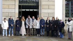 Minuto de silencio a las puertas de la Casa do Concello de Vilagarc�a