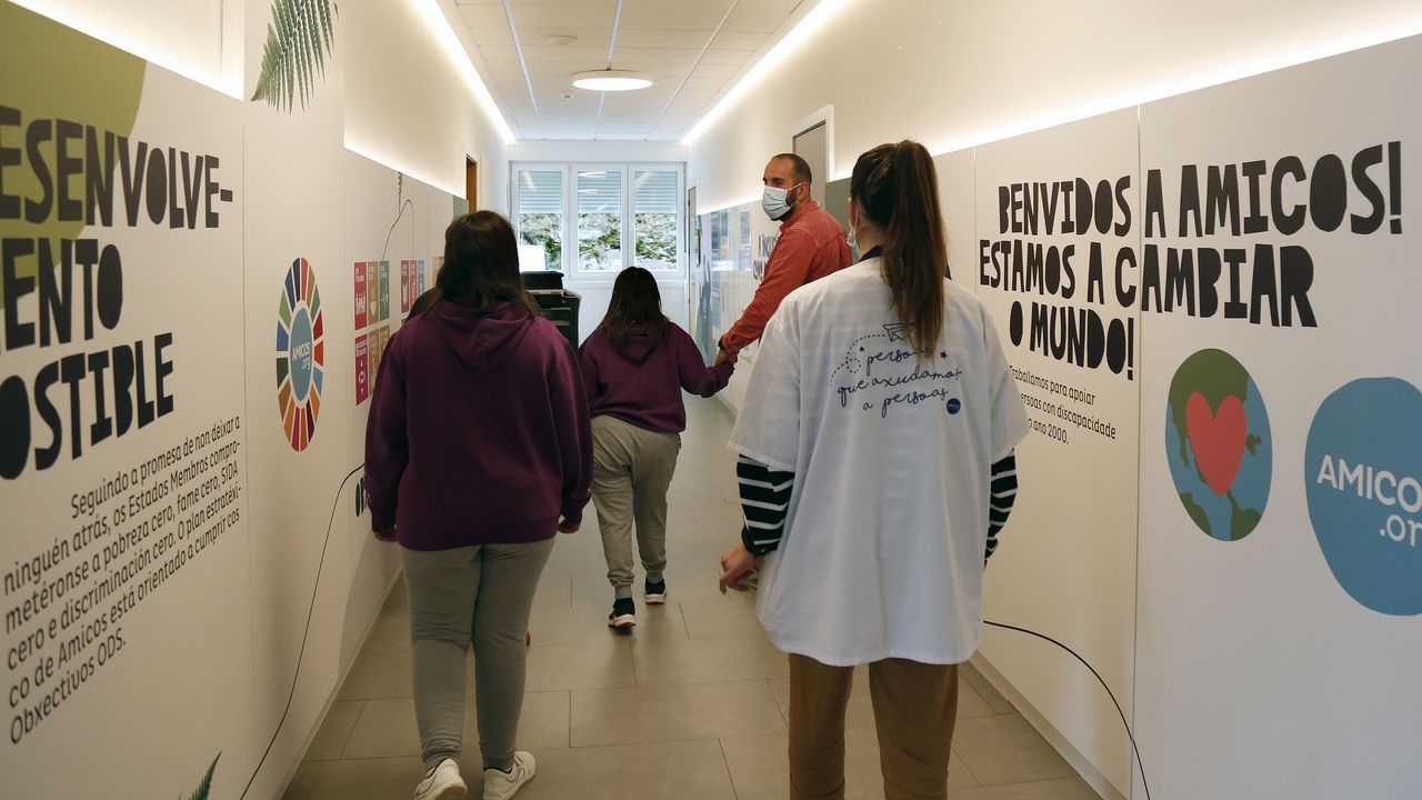Un centenar de barbanzanos están bajo la tutela de la Administración
