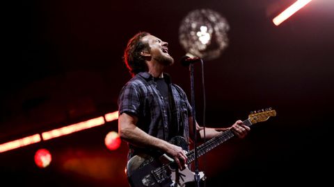 Eddie Vedder en el concierto de Pearl Jam en el festival NOS Alive 2018, en Portugal