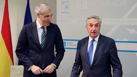 El conselleiro de Economía, Francisco Conde, y el presidente de la CNMC, José María Marín