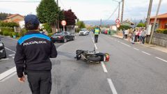 Accidente coche-moto en la AC-5813, en Sada.