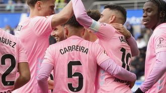 Los c�lticos se abrazan tras un gol en un partido de esta temporada