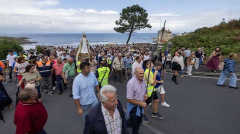 Subida de la Virxe en Caión el pasado domingo: hoy será la bajada 