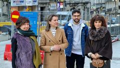 Dirigentes del PSOE, en la calle Concordia.