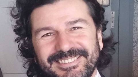 Manuel F. Herrador es profesor de Hormig�n Estructural. Cree que �un pantal�n no es un local de conciertos. Hay que analizar los usos a dar a las estructuras�.