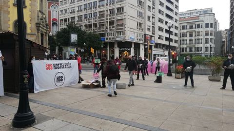 Un instante de la concentraci�n y cacerolada de Hosteler�a Con Conciencia