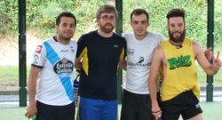 Algunos de los participantes en el torneo de p�del silledense.