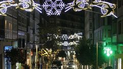 La decoraci�n de Xeneral Pardi�as es de las m�s vistosas del Ensanche. Junto con O H�rreo, esta calle cuenta con la decoraci�n m�s vistosa, aunque los comerciantes la ven escasa.