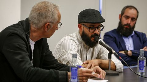 Presentación del poemario del argentino Diego Roel en Rianxo