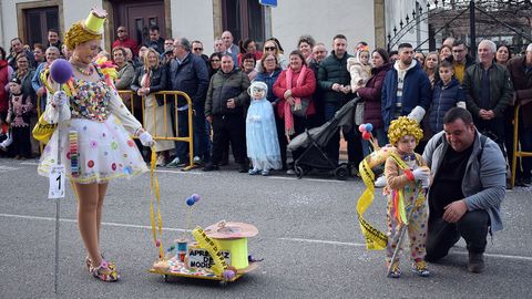 Desfile de Entroido en Valga