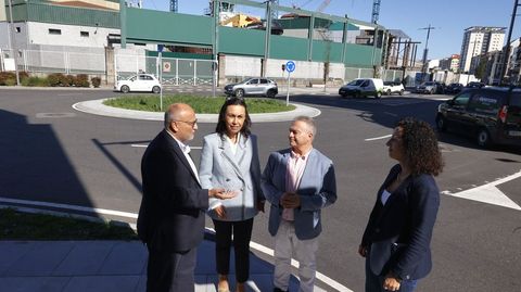 Abel Losada y Mara Ramallo visitan la reforma concluida de la avenida de Ourense, en Marn