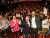 Paco Reyes estuvo arropado por el secretario xeral del PSdeG-PSOE, Jos� Ram�n Besteiro. 