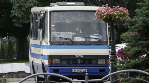 Rehenes en el autob�s secuestrado por un hombre con explosivos en Ucrania