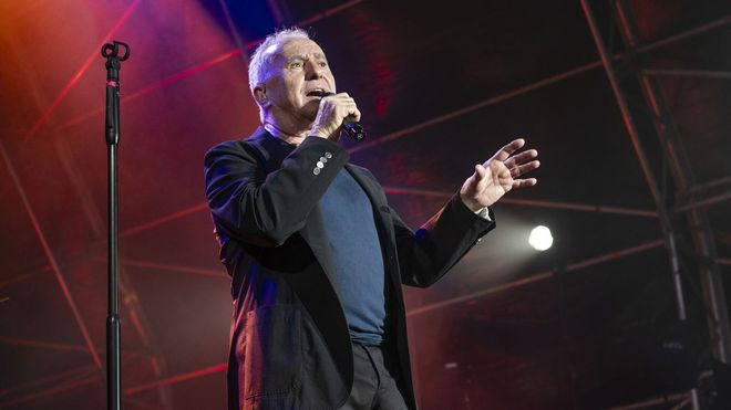 El artista V�ctor Manuel en una de sus �ltimas actuaciones