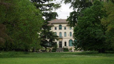 Vista de la�Fundaci�n Magnani-Rocca.