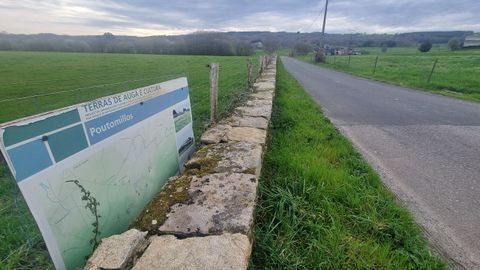 La aldea de Poutomillos se encuentra a las afueras de la ciudad de Lugo, cruzando el Mi�o