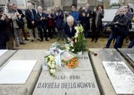 Carlos Bali�as, amigo e colaborador de Otero Pedrayo, na ofrenda de San Francisco. 
