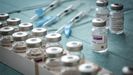 Viales de AstraZeneca para la administraci�n de segundas dosis a mayores de 60 en Vilagarc�a
