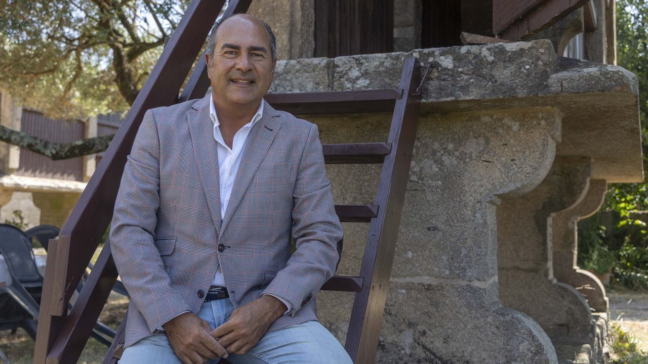 «Mentres cada aeroporto mire o seu embigo, Galicia non terá voos» denuncia el Clúster del turismo