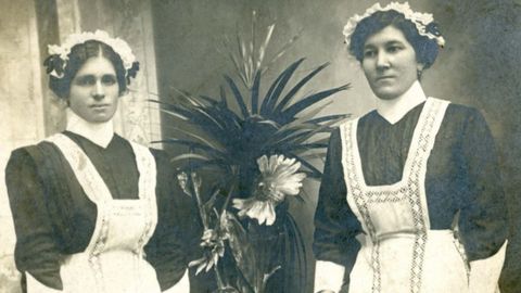 Retrato de estudio (Oviedo, 1910). Anónimo