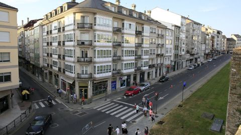 Tramo final de Camiño Real, hacia la Ronda, que será peatonal