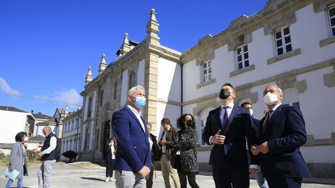 Visita del presidente de la Diputacin de Lugo a la reforma del Fogar de Santa Mara