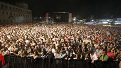 Aspecto de la explanada en el concierto de Blas Cant que puso fin a las fiestas del 2019