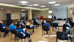 Reuni�n del alcalde de Cerdedo-Cotobade, Jorge Cubela, con comunidades de montes por la activaci�n de varios parque e�licos
