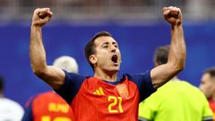 Oyarzabal festeja el triunfo frenta a Arabia Saud�, el primero de Espa�a en este Mundial.