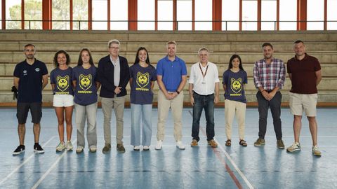 Presentación del COB femenino, el primer equipo sénior de mujeres en la historia del club ourensano.