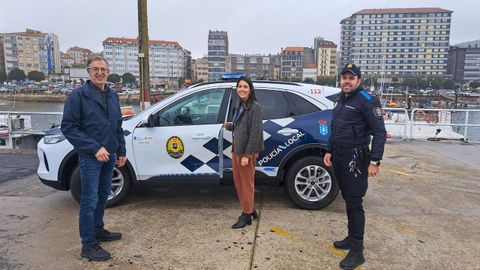 Jefe de la Polica Local de Ribeira, Jos Manuel Bretal; alcaldesa, Mara Sampedro, agente de polica Adrin Chorn