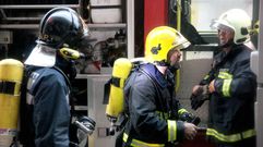 Bomberos en acto de servicio, en una imagen de archivo.