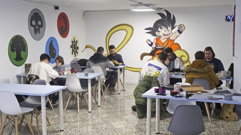 Son Goku preside el espacio gamer de Pontevedra