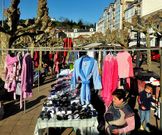 El mercadillo se celebra cada jueves en la Alameda.