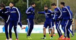 Jugadores del Bar�a, en el entrenamiento de ayer.